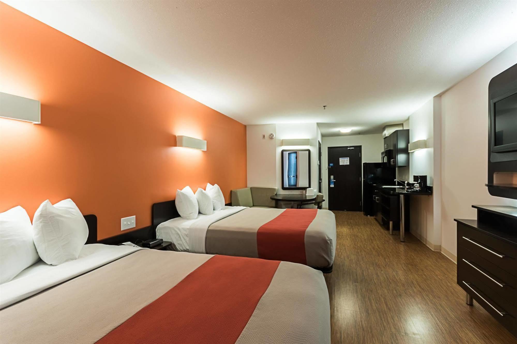 Motel 6-Moosomin, Sk Экстерьер фото