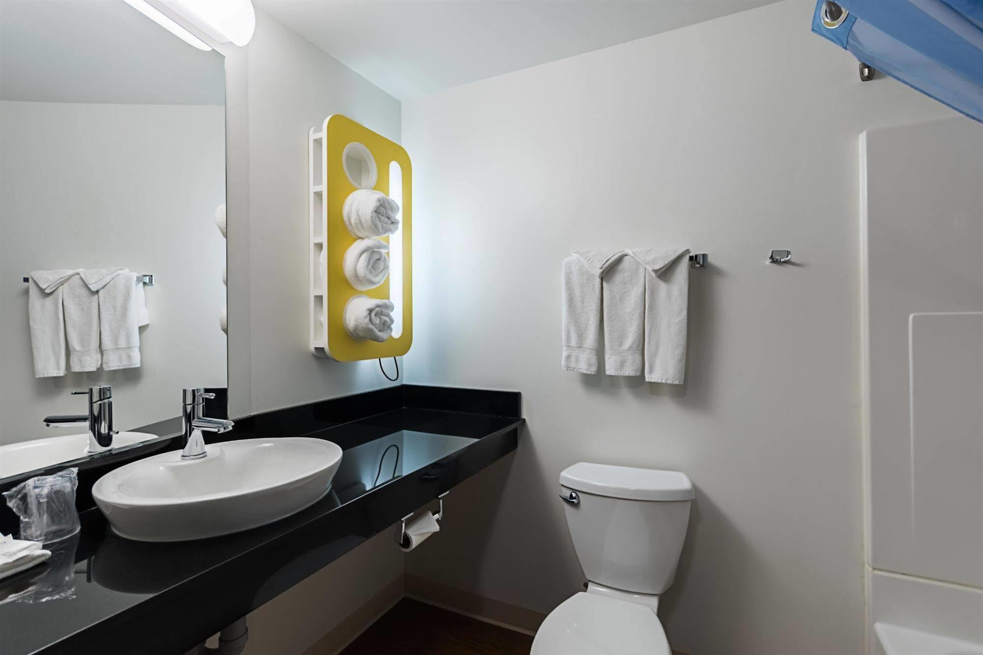 Motel 6-Moosomin, Sk Экстерьер фото