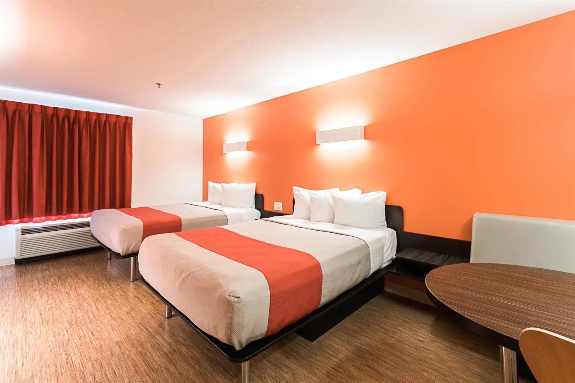 Motel 6-Moosomin, Sk Экстерьер фото